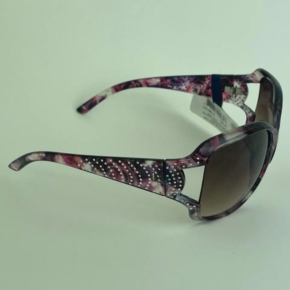 SG00777 NORTHCREST Sunglasses For Women Gradient Wine White W/ Rhinestone - Picture 5 of 9